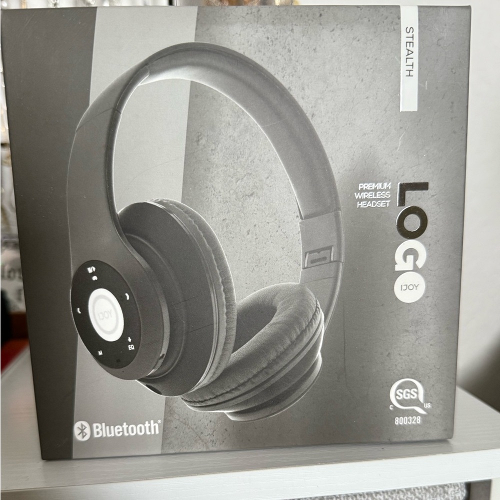 iJoy Black Wireless On-Ear Headphones